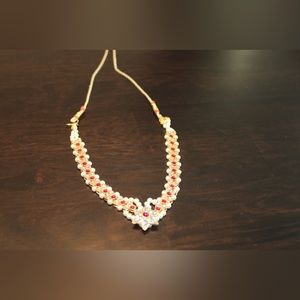 Womens Beautiful Choker or Necklace in Kundan Style